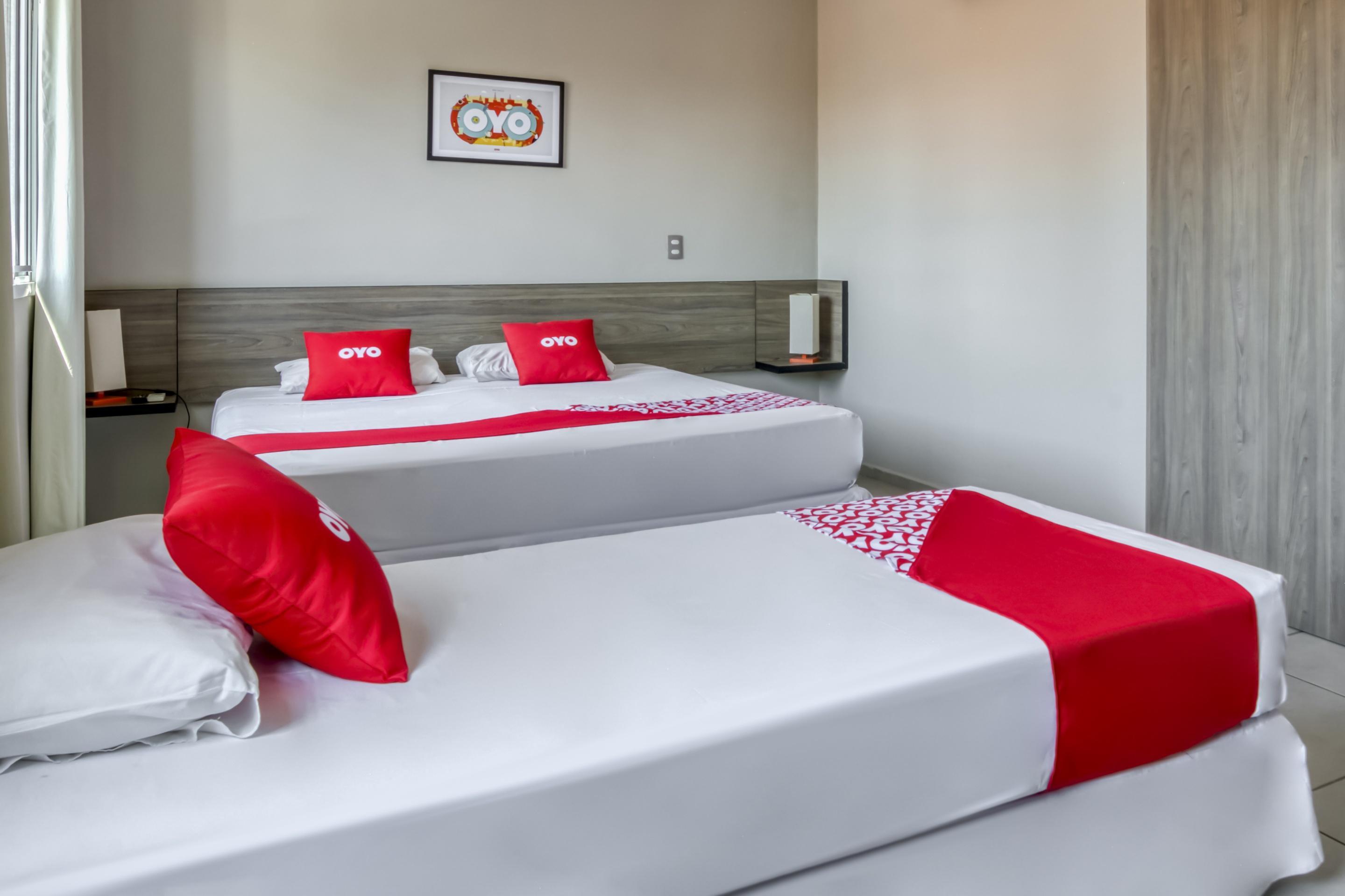 I-Hotel ピラシカーバ エクステリア 写真