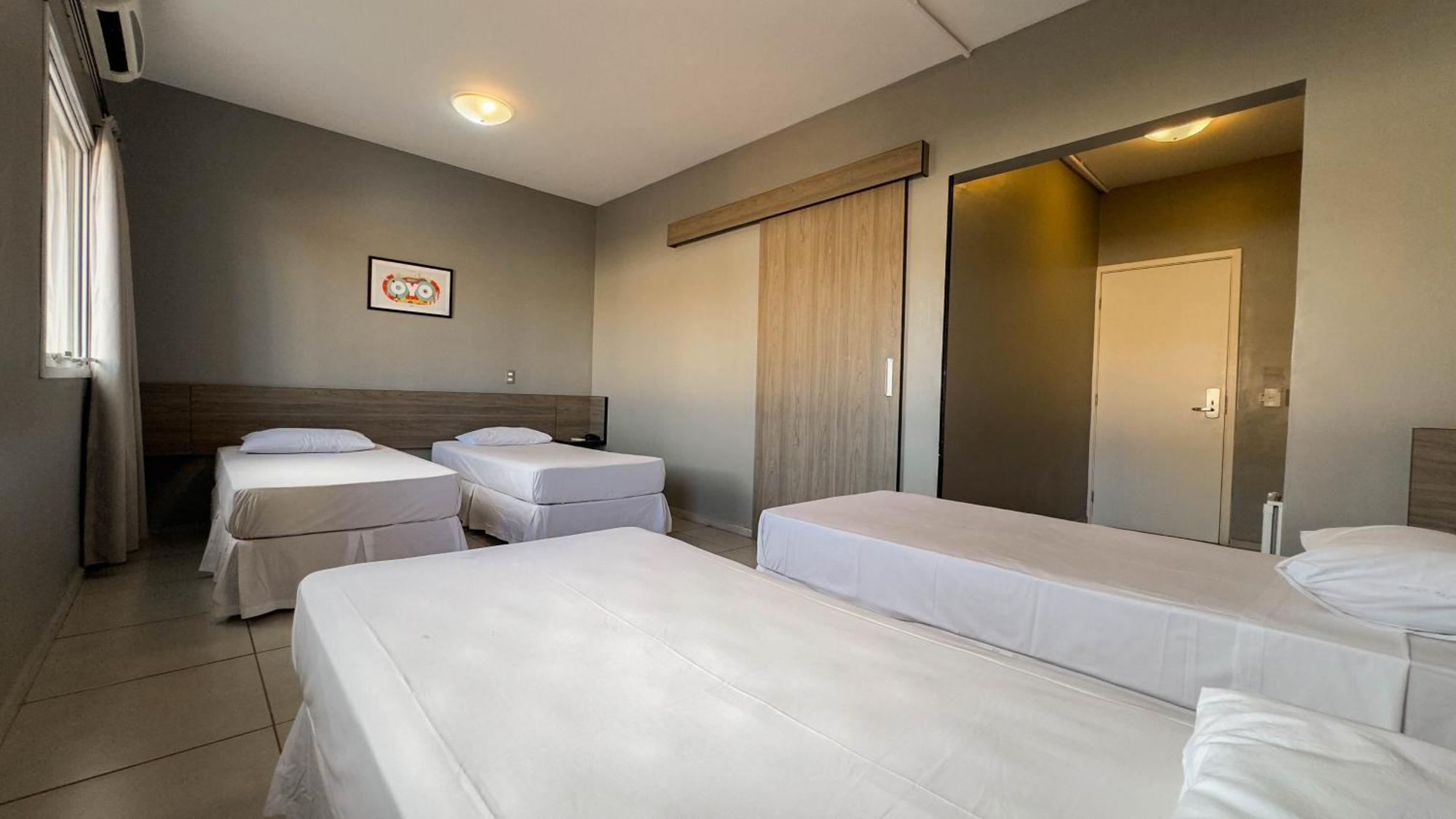 I-Hotel ピラシカーバ エクステリア 写真