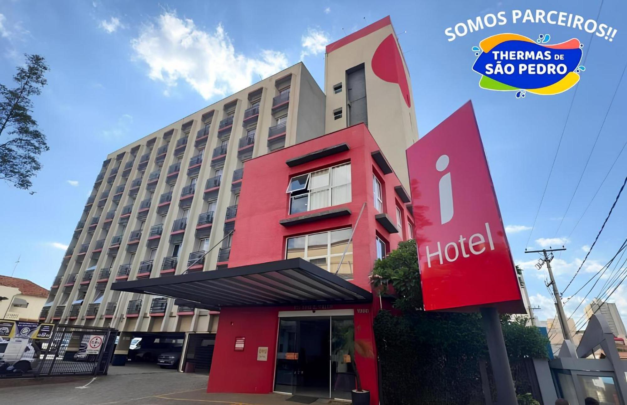 I-Hotel ピラシカーバ エクステリア 写真